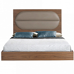 Кровать двуспальная с высоким изголовьем из дерева и подушек из экокожи Modern Look варинант исполнения - 3 | Loft Concept в Грозном