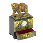 Часы настольные с декором в виде медведя и выдвижным ящиком из натурального камня Змеевик Bear Stone Clock варинант исполнения - 3 | Loft Concept в Грозном