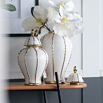 Ваза с золотыми полосами на белом фоне Chinoiserie Ceramics варинант исполнения - 2 | Loft Concept в Грозном