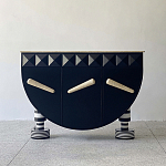 Дизайнерский комод полукруглый черный с 3-мя фактурным ящиками Occasion варинант исполнения - 1 | Loft Concept в Грозном