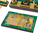 Настольный письменный набор из малахита с декором в виде лошади Leader Organizer варинант исполнения - 3 | Loft Concept в Грозном