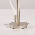 Настольная лампа белым изогнутым плафоном на круглой подставке Luke Lampco Tracer Lamp варинант исполнения - 11 | Loft Concept в Грозном