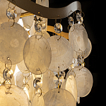 Люстра подвесная с белыми перламутровыми подвесками и изогнутыми золотистыми элементами Диаметр 50 см SHELL Chandelier варинант исполнения - 4 | Loft Concept в Грозном