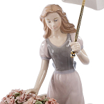 Статуэтка фарфоровая Девушка с цветами Charming Statuette варинант исполнения - 1 | Loft Concept в Грозном