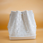 Кашпо в виде сумки  Bag Vase White Louis варинант исполнения - 3 | Loft Concept в Грозном