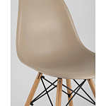 Пластиковый стул на ножках из массива бука Eames Beige варинант исполнения - 2 | Loft Concept в Грозном
