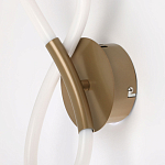 Бра с белым плафоном в форме восьмерки и круглым основанием Luke Lampco Tracer Lamp варинант исполнения - 4 | Loft Concept в Грозном