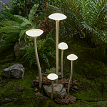 Уличный светильник с пятью матовыми плафонами в форме грибов на высоких изогнутых ножках Mushroom Shape варинант исполнения - 1 | Loft Concept в Грозном