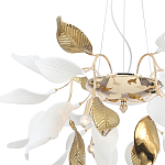Люстра подвесная с белыми матовыми и золотыми глянцевыми листьями Wintery flovers варинант исполнения - 3 | Loft Concept в Грозном