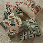 Подушка с цветочным принтом Blooming Elegance Rose варинант исполнения - 6 | Loft Concept в Грозном