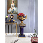 Часы настольные из темно-синего фарфора с бронзовыми фигурками и декоративными элементами Eden Garden варинант исполнения - 3 | Loft Concept в Грозном