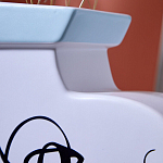 Ваза плоская белая с абстрактными черными линиями в форме лиц Faces of Imagination варинант исполнения - 5 | Loft Concept в Грозном