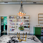 Люстра с 15-ю белыми  плафонами с золотой внутренней поверхностью Hinkley варинант исполнения - 4 | Loft Concept в Грозном