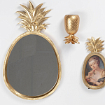 Зеркало овальной формы с золотистой рамкой и декоративной верхушкой в виде ананаса Pineapple Shine  варинант исполнения - 1 | Loft Concept в Грозном