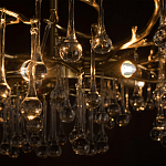 Потолочная люстра в виде ветвей деревьев золотого цвета с прозрачными подвесками-каплями Droplet Chandelier варинант исполнения - 6 | Loft Concept в Грозном