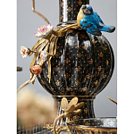 Ваза черная фарфоровая с  узором и бронзовым декором в виде веток с фарфоровой птичкой и цветами Eden Garden варинант исполнения - 3 | Loft Concept в Грозном