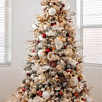 Заснеженная Новогодняя Ель с золотыми листьями и цветами в комплекте варинант исполнения - 1 | Loft Concept в Грозном