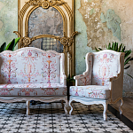 Двухместный диван из массива бука серый с растительным орнаментом Raffael Blue Grey Sofa варинант исполнения - 9 | Loft Concept в Грозном