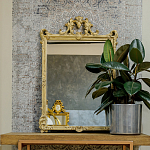 Зеркало настенное в раме бежевого цвета с эффектом старины Classic Ornament Mirror варинант исполнения - 2 | Loft Concept в Грозном