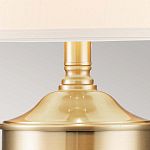 Настольная лампа со тканевым абажуром и прозрачным ребристым стеклянным основанием Quoizel варинант исполнения - 2 | Loft Concept в Грозном