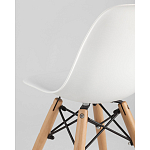 Пластиковый стул на ножках из массива бука Eames Small White варинант исполнения - 3 | Loft Concept в Грозном