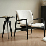 Кресло с каркасом и ножками из древесины и мягкими сиденьем и спинкой Venice варинант исполнения - 1 | Loft Concept в Грозном