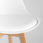 Стул с основой из пластика и мягким сиденьем Arvika White варинант исполнения - 7 | Loft Concept в Грозном