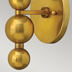 Бра с белым матовым стеклянным плафоном и тремя декоративными шарами Hinkley варинант исполнения - 8 | Loft Concept в Грозном