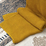 Плед из хлопка жемчужной вязки горчичного цвета Waffle Comfort варинант исполнения - 6 | Loft Concept в Грозном