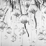 Люстра подвесная с прозрачными стеклянными подвесками в форме капель Диаметр 60 см Droplet Chandelier варинант исполнения - 16 | Loft Concept в Грозном