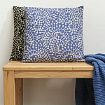 Подушка декоративная фиолетового цвета Blossom Essence Sophie варинант исполнения - 5 | Loft Concept в Грозном