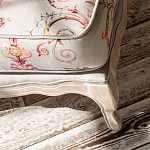 Мягкая банкетка из массива бука серая с растительным орнаментом Raffael Grey Floral Banquette варинант исполнения - 3 | Loft Concept в Грозном