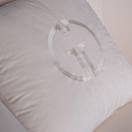 Кресло велюровое оттенка слоновой кости с простроченной спинкой Perfect Comfort варинант исполнения - 2 | Loft Concept в Грозном