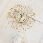 Часы настенные из металла золотые с белым циферблатом Current Time варинант исполнения - 4 | Loft Concept в Грозном