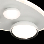 Потолочный светильник овальной формы белого цвета с 4-мя лампами Lunar Pebbles варинант исполнения - 6 | Loft Concept в Грозном