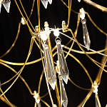 Люстра подвесная с изогнутым металлическим каркасом и множеством хрустальных подвесок Золото Диаметр 80 см Quasar варинант исполнения - 2 | Loft Concept в Грозном