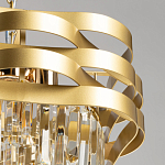 Люстра цвета матового золота с металлическими лентами и длинными прозрачными подвесками Gilded Waves варинант исполнения - 6 | Loft Concept в Грозном