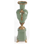 Ваза зеленого цвета из фарфора на высокой подставке с бронзовыми ручками Eden Garden porcelain and bronze варинант исполнения - 3 | Loft Concept в Грозном