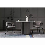 Стул полукруглый с каркасом из металла и мягким сиденьем и спинкой Soft Chenille варинант исполнения - 3 | Loft Concept в Грозном