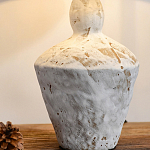 Настольная лампа с керамическим фактурным основанием и тканевым абажуром Eastern Tale варинант исполнения - 4 | Loft Concept в Грозном