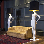 Лампа MANNEQUIN LAMP с абажуром созерцание силуэта варинант исполнения - 4 | Loft Concept в Грозном