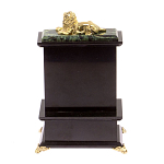 Часы настольные с декором в виде льва из натурального камня Нефрит Lion Stone Clock варинант исполнения - 4 | Loft Concept в Грозном