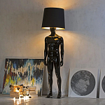 Лампа MALE MANNEQUIN LAMP с абажуром открытый позинг варинант исполнения - 3 | Loft Concept в Грозном