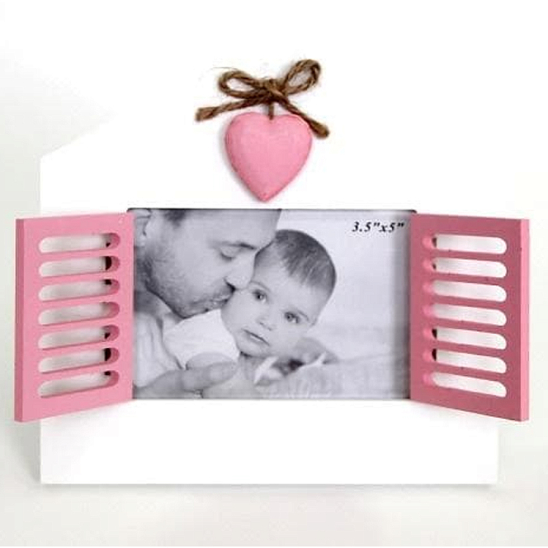 Фоторамка в детскую Childhood Corner со ставнями Белый Розовый Фоторамка в детскую Childhood Corner со ставнями Белый Розовый в Грозном | Loft Concept