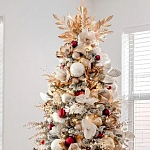 Заснеженная Новогодняя Ель с золотыми листьями и цветами в комплекте варинант исполнения - 2 | Loft Concept в Грозном