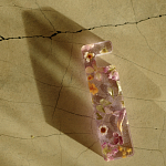 Подставка для телефона из эпоксидной смолы с цветами розовая Epoxy Flowers Phone Stand Pink варинант исполнения - 7 | Loft Concept в Грозном